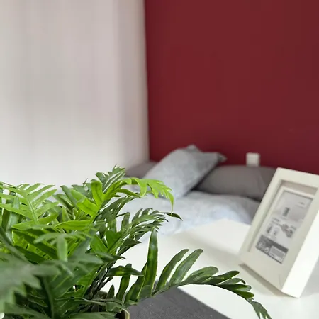 Estudio Familiar Con Bano Compartido Sevilla Deluxe Rosales