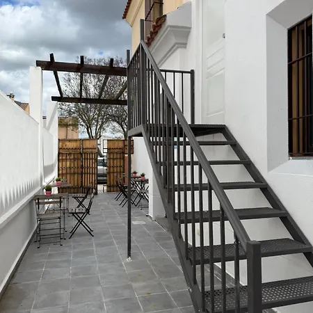 Estudio Familiar Con Bano Compartido Sevilla Deluxe Rosales * Tocina