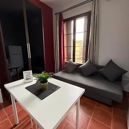 Apartment Estudio Familiar Con Bano Compartido Sevilla Deluxe Rosales